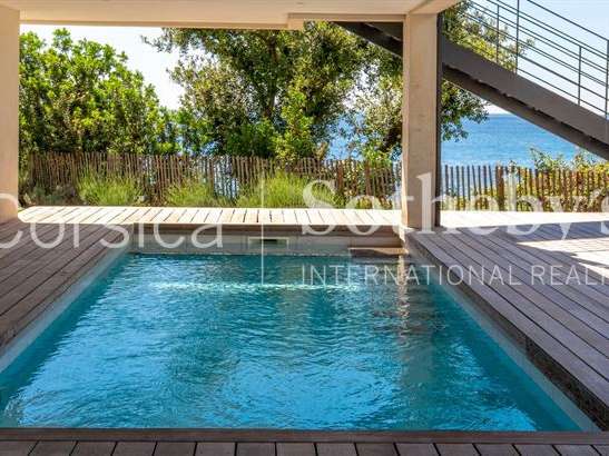 Maison Sari-Solenzara - 5 chambres - 400m²