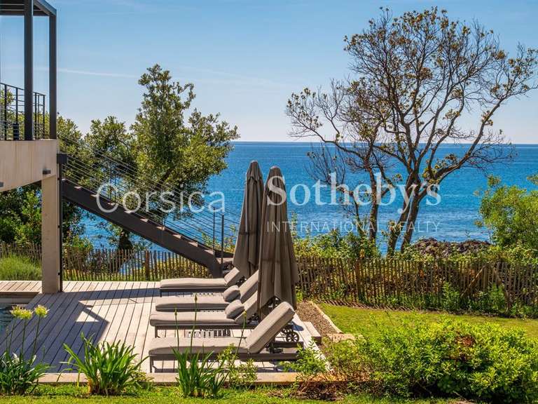 House Sari-Solenzara - 5 bedrooms - 400m²