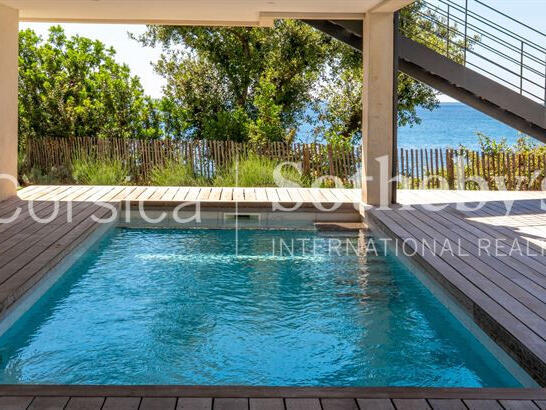 Maison Sari-Solenzara - 5 chambres - 400m²