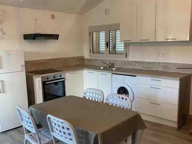 House Sari-Solenzara - 20 bedrooms - 450m²