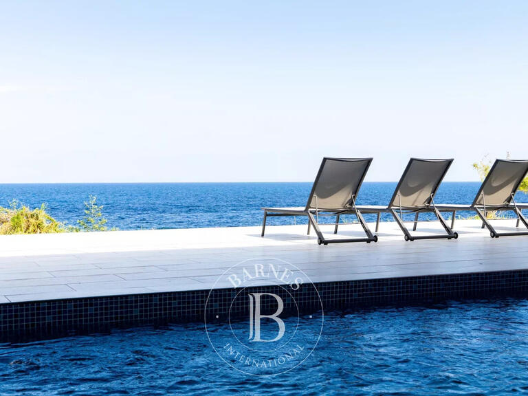 Villa Sari-Solenzara - 4 bedrooms - 370m²