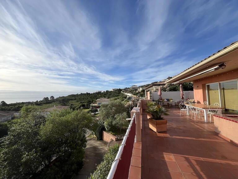 Villa Sari-Solenzara - 4 chambres - 152m²