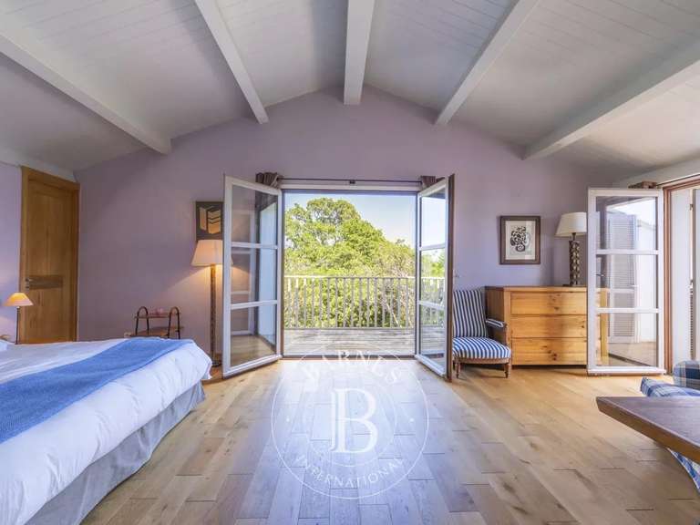 Villa with Sea view Sari-Solenzara - 1100m²