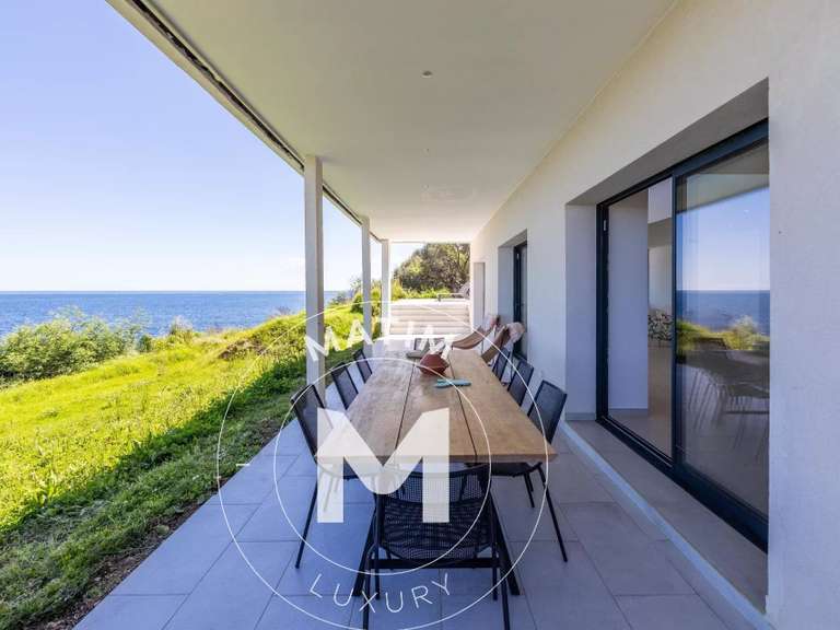 Villa avec Vue sur mer Sari-Solenzara - 4 chambres - 590m²