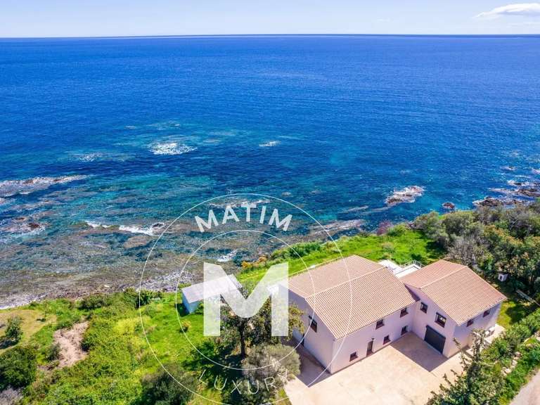 Villa avec Vue sur mer Sari-Solenzara - 4 chambres - 590m²