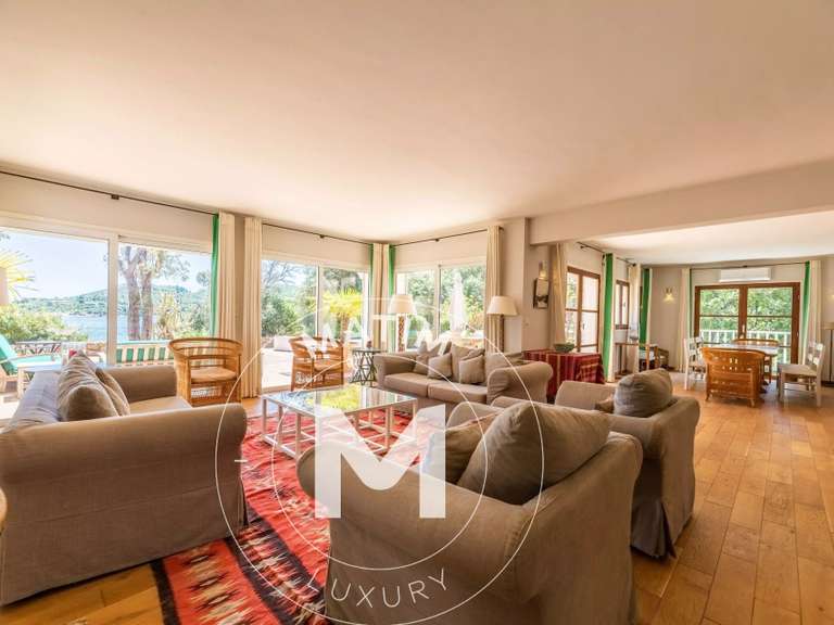 Villa avec Vue sur mer Sari-Solenzara - 7 chambres - 525m²