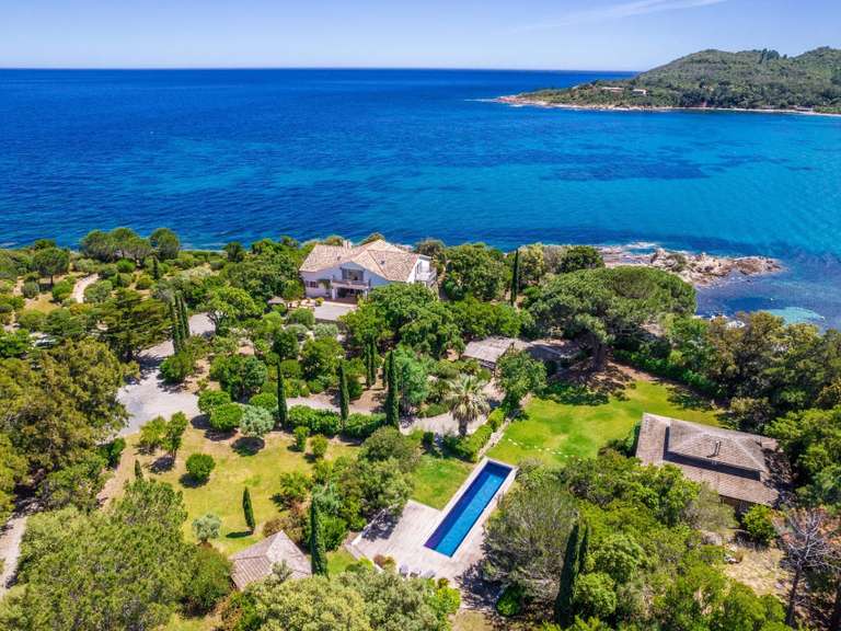 Villa avec Vue sur mer Sari-Solenzara - 7 chambres - 525m²