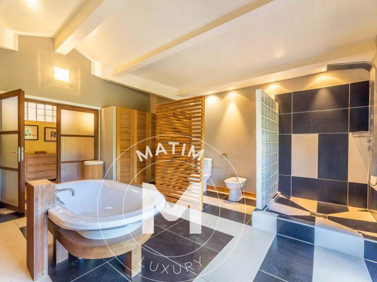 Villa avec Vue sur mer Sari-Solenzara - 7 chambres - 525m²