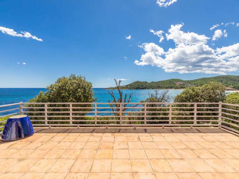 Villa avec Vue sur mer Sari-Solenzara - 7 chambres - 525m²