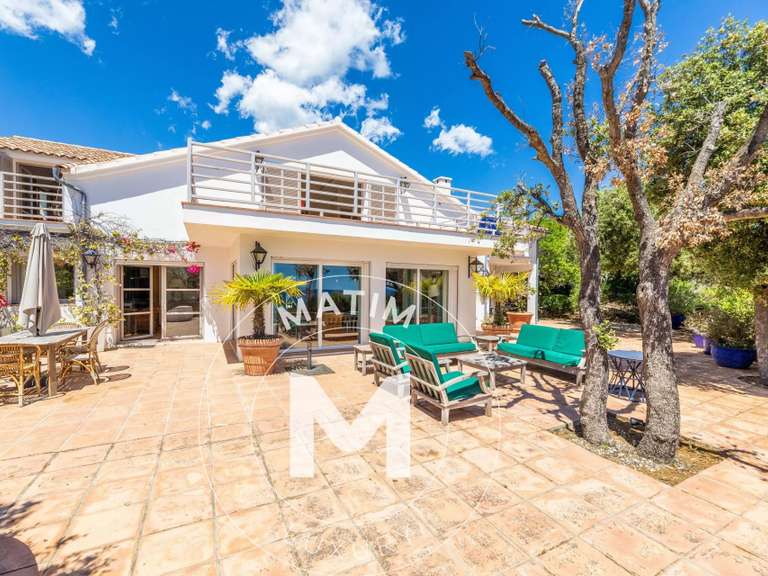 Villa avec Vue sur mer Sari-Solenzara - 7 chambres - 525m²