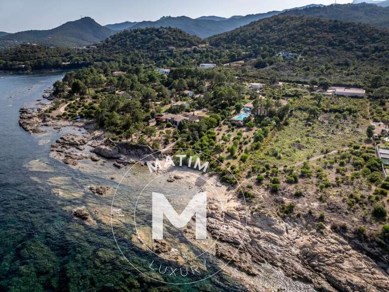 Villa Sari-Solenzara - 4 chambres - 263m²