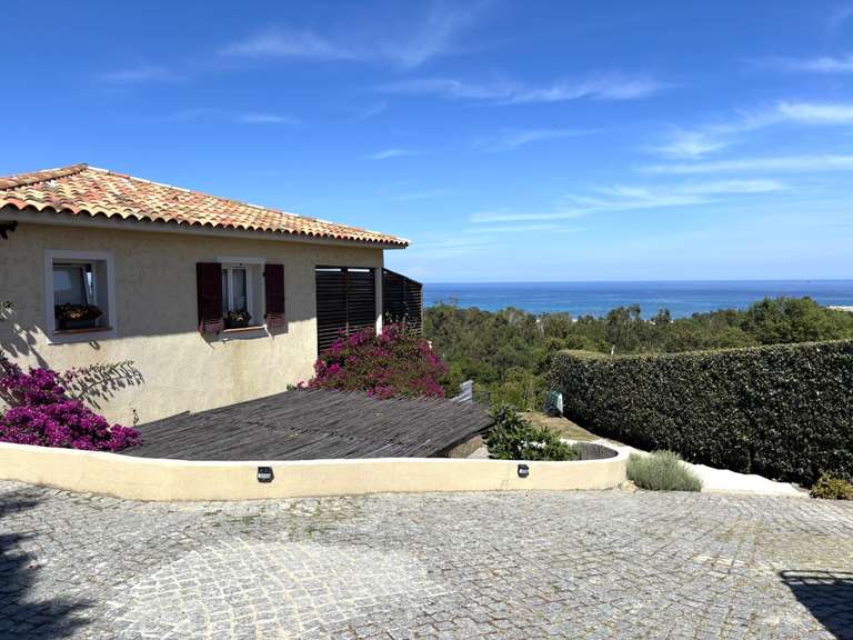 Villa avec Vue sur mer Sari-Solenzara - 5 chambres - 224m²