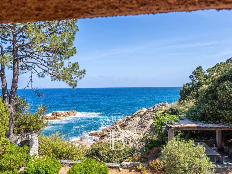 Villa avec Vue sur mer Sari-Solenzara - 7 chambres - 275m²