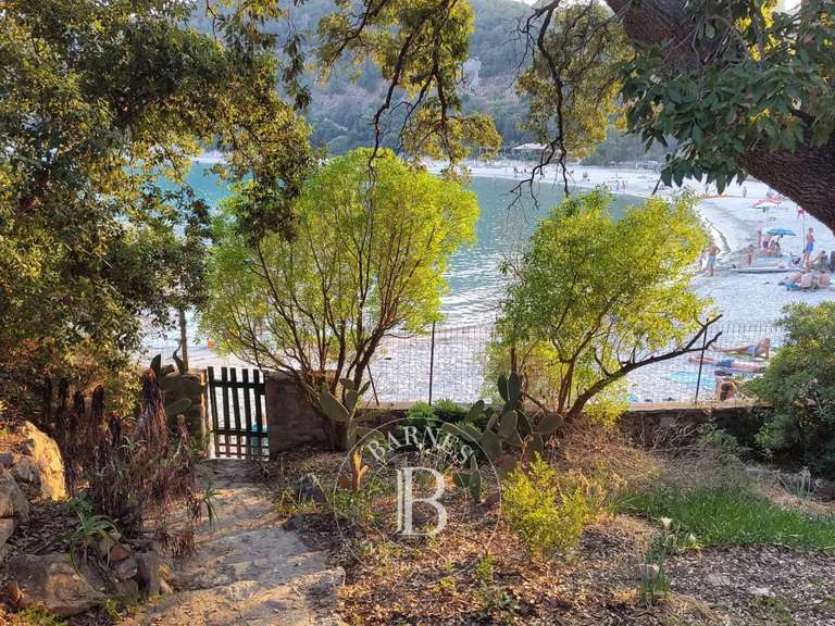 Villa avec Vue sur mer Sari-Solenzara - 7 chambres - 275m²