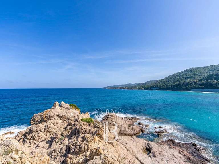 Villa avec Vue sur mer Sari-Solenzara - 7 chambres - 275m²