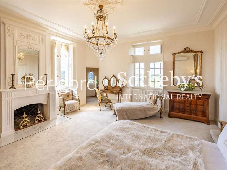 Château Sarlat-la-Canéda - 1150m²