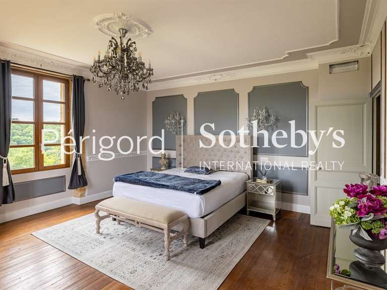 Château Sarlat-la-Canéda - 10 chambres - 534m²
