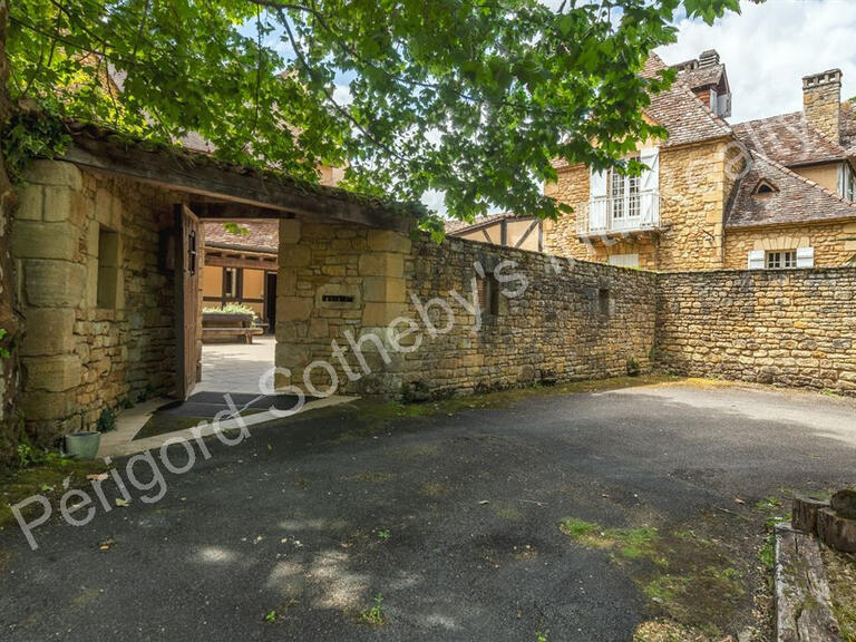 Vente Maison Sarlat-la-Canéda - 42 chambres