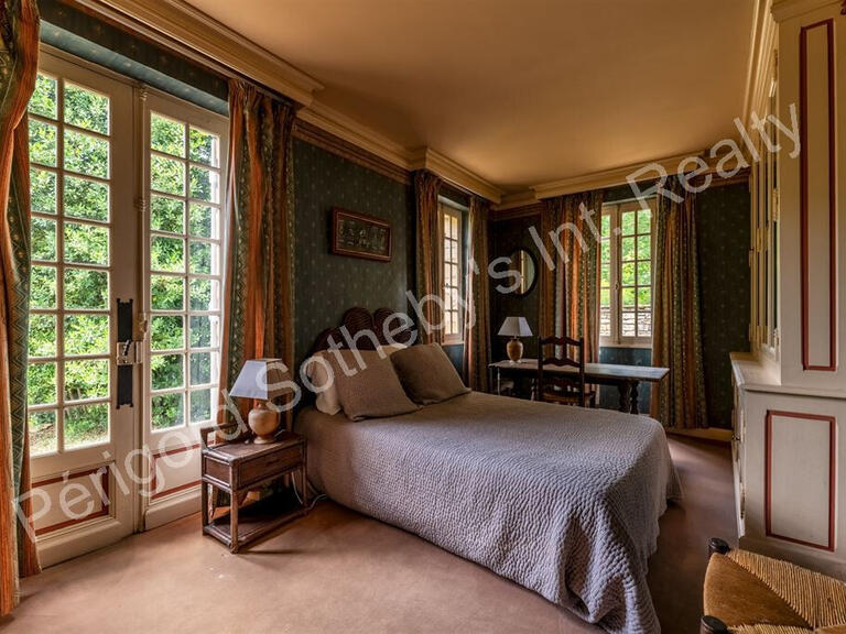 Vente Maison Sarlat-la-Canéda - 42 chambres