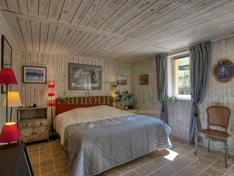 Maison Sarlat-la-Canéda - 2 chambres - 163m²
