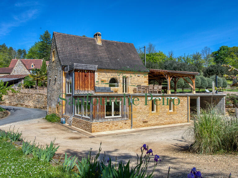 Maison Sarlat-la-Canéda - 2 chambres - 163m²