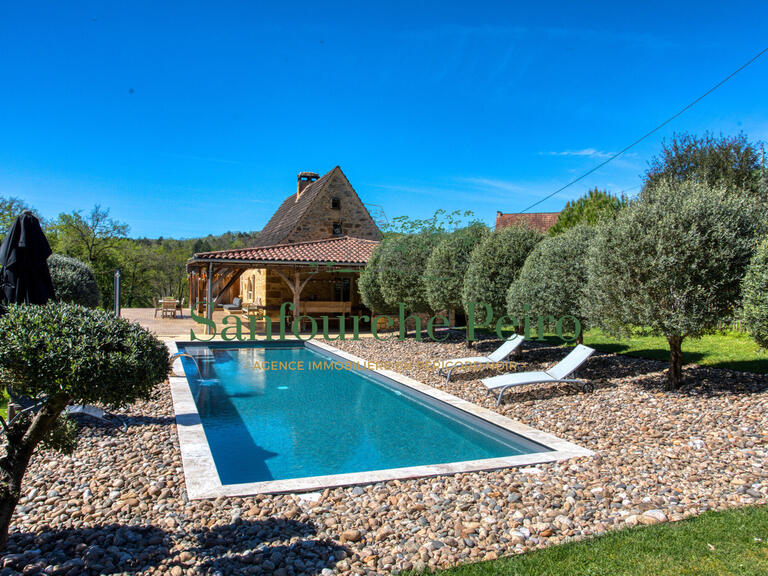Maison Sarlat-la-Canéda - 2 chambres - 163m²