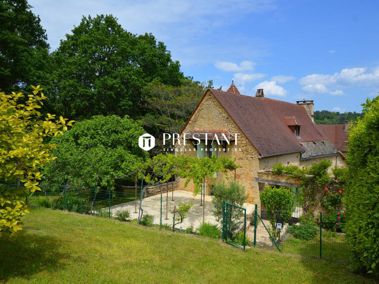 Maison Sarlat-la-Canéda - 4 chambres - 212m²