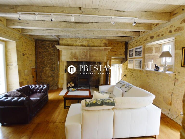 Maison Sarlat-la-Canéda - 4 chambres - 212m²