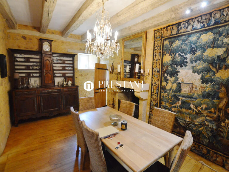 Maison Sarlat-la-Canéda - 4 chambres - 212m²