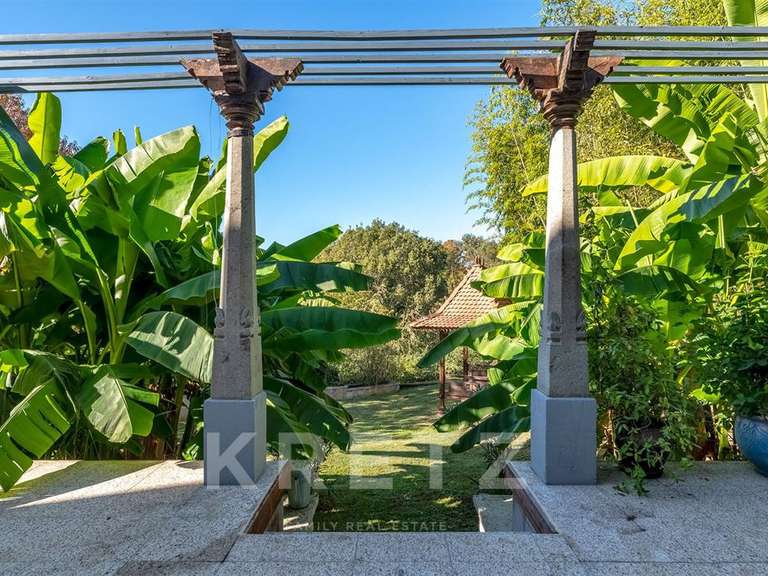 Maison Sarlat-la-Canéda - 3 chambres - 365m²