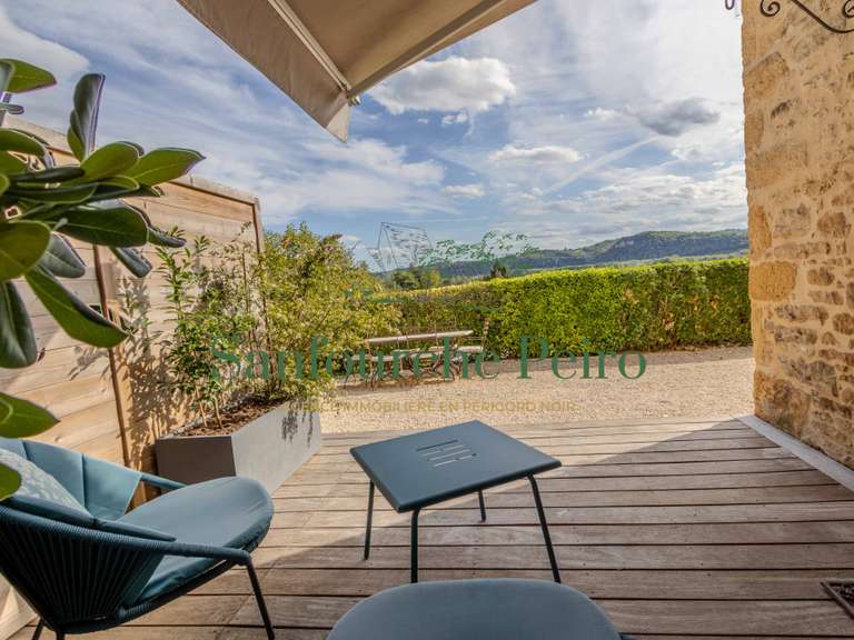 Maison Sarlat-la-Canéda - 5 chambres - 227m²