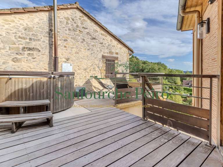 Maison Sarlat-la-Canéda - 5 chambres - 227m²