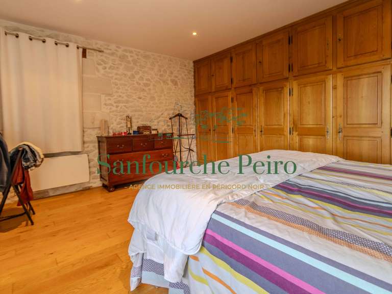 Maison Sarlat-la-Canéda - 5 chambres - 227m²