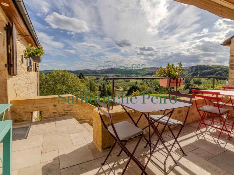 Maison Sarlat-la-Canéda - 5 chambres - 227m²