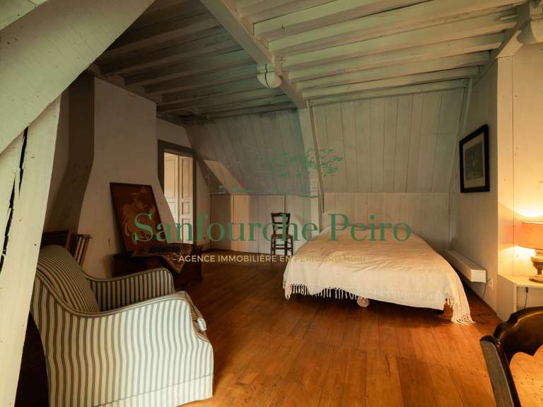 Maison Sarlat-la-Canéda - 4 chambres - 197m²