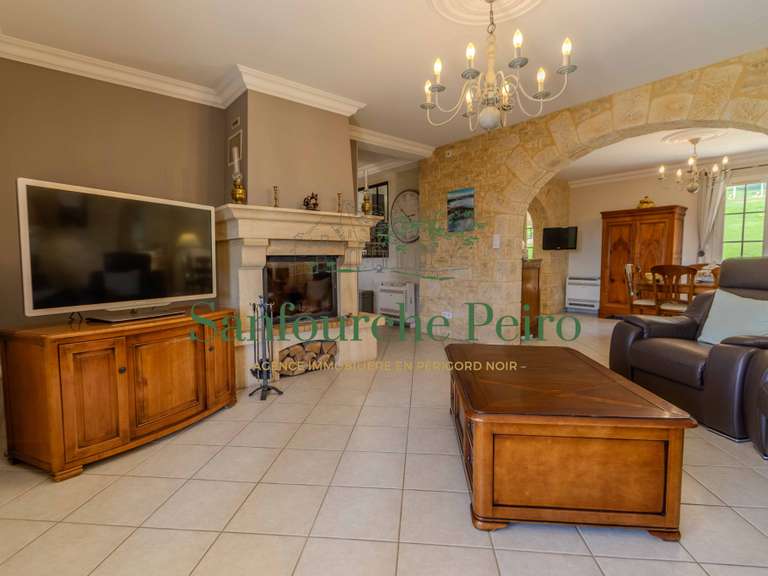 Maison Sarlat-la-Canéda - 4 chambres - 174m²