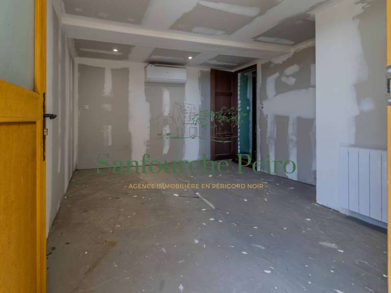 Maison Sarlat-la-Canéda - 4 chambres - 174m²