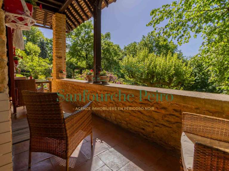 Maison Sarlat-la-Canéda - 7 chambres - 244m²