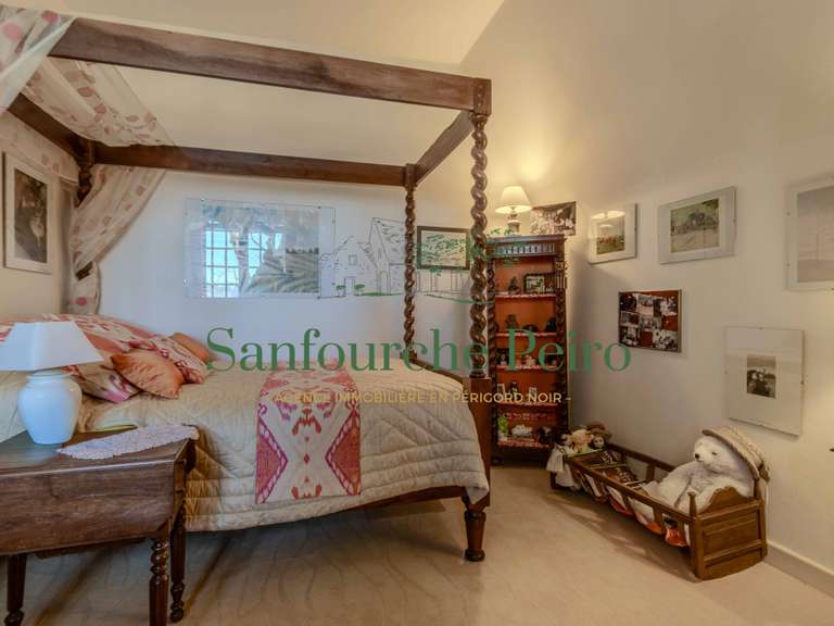 Maison Sarlat-la-Canéda - 7 chambres - 244m²