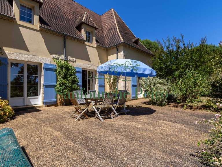 Maison Sarlat-la-Canéda - 5 chambres - 169m²