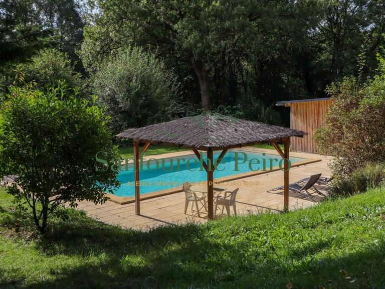 Maison Sarlat-la-Canéda - 3 chambres - 170m²