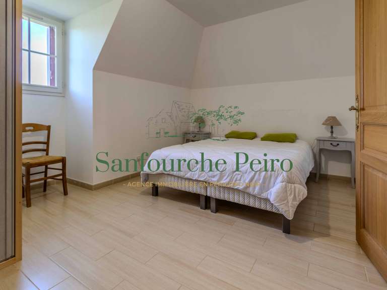 House Sarlat-la-Canéda - 4 bedrooms - 174m²