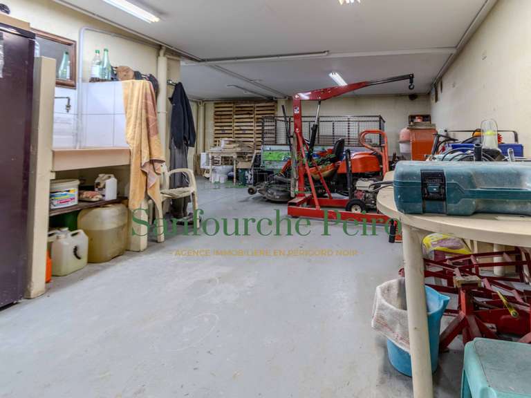 House Sarlat-la-Canéda - 4 bedrooms - 174m²