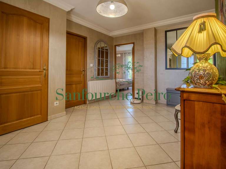 House Sarlat-la-Canéda - 4 bedrooms - 174m²