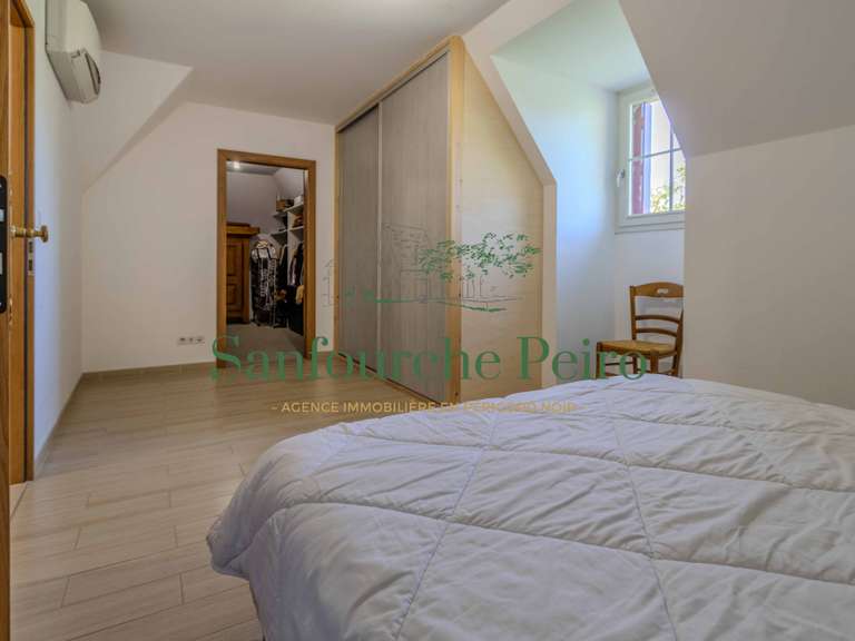 House Sarlat-la-Canéda - 4 bedrooms - 174m²