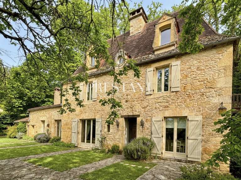 Maison Sarlat-la-Canéda - 4 chambres - 185m²
