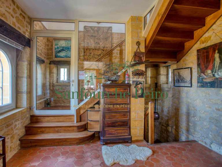 Maison Sarlat-la-Canéda - 5 chambres - 292m²