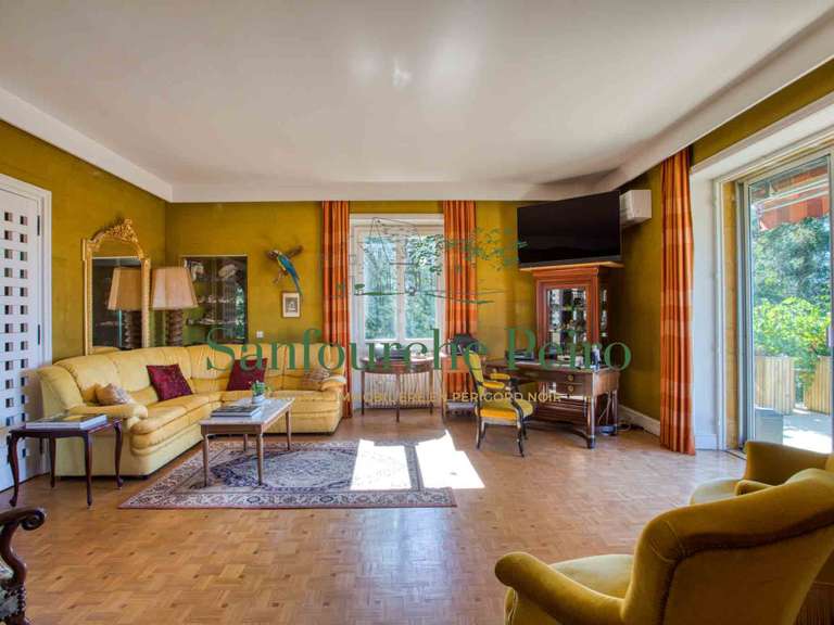 Maison Sarlat-la-Canéda - 5 chambres - 292m²