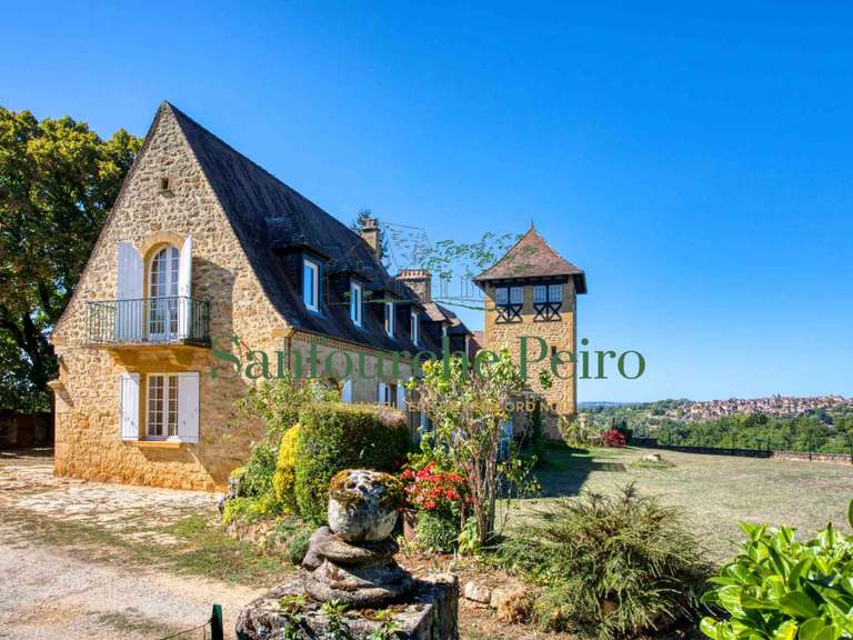 Maison Sarlat-la-Canéda - 5 chambres - 292m²