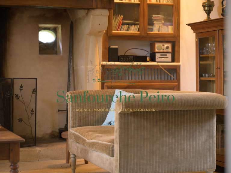 Maison Sarlat-la-Canéda - 4 chambres - 197m²